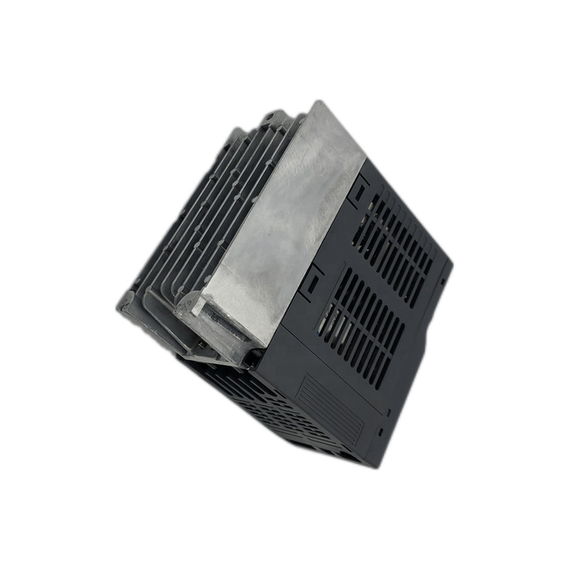 Inversor de FR-E800 Mitsubishi Electric 1 fase 50Hz 0.75kW 240V E820S-0050-4-60